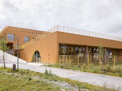 Groupe scolaire structure bois LVL et bois lamellé