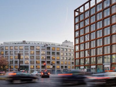 Structure poteaux poutres en bois lamellé collé et planchers en CLT