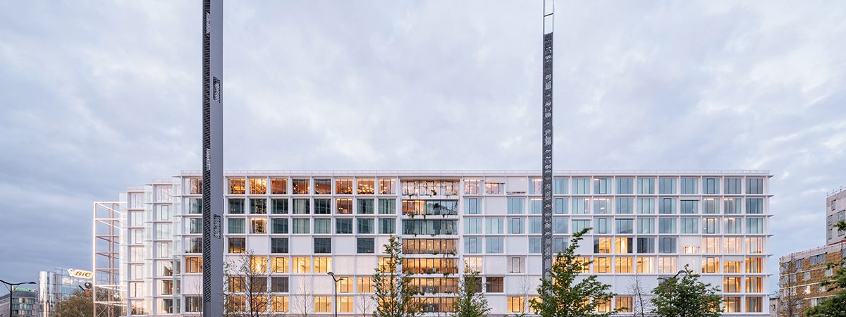 Immeuble tertiaire en structure bois avec bois lamellé collé et CLT